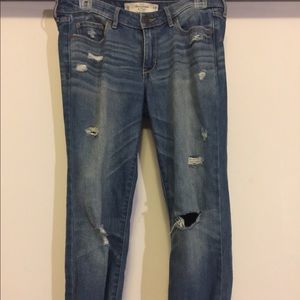 Abercrombie and Fitch Boyfriend Jeans (short)